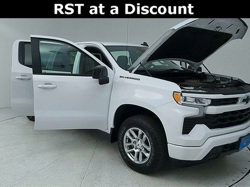 Certified 2024 Chevrolet Silverado 1500 RST w/ LPO, Dark Essentials Package image 9