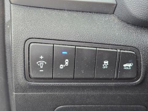 Used 2018 Hyundai Tucson Value w/ Cargo Package image 12