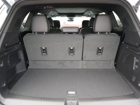 New 2026 Buick Enclave Sport Touring w/ Power Package image 7