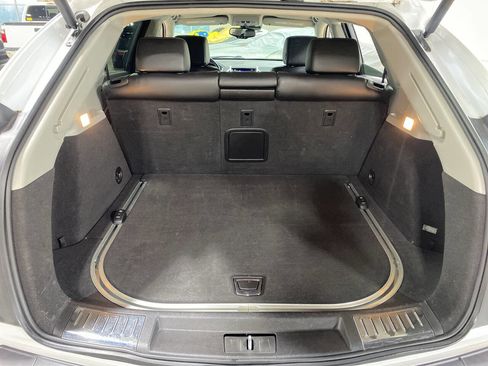 Used 2016 Cadillac SRX Premium image 11