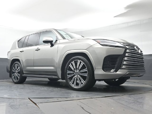 Used 2023 Lexus LX 600 4WD w/ Luxury Package image 43