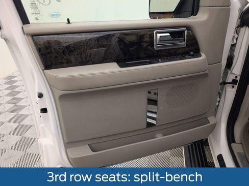 Used 2015 Lincoln Navigator L 2WD image 35