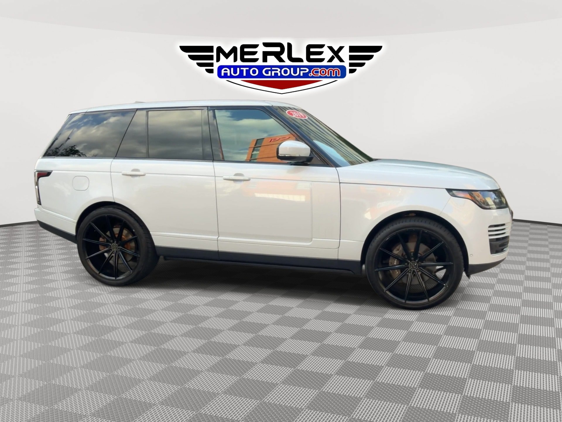 Used 2019 Land Rover Range Rover HSE AWD/4WD image 3