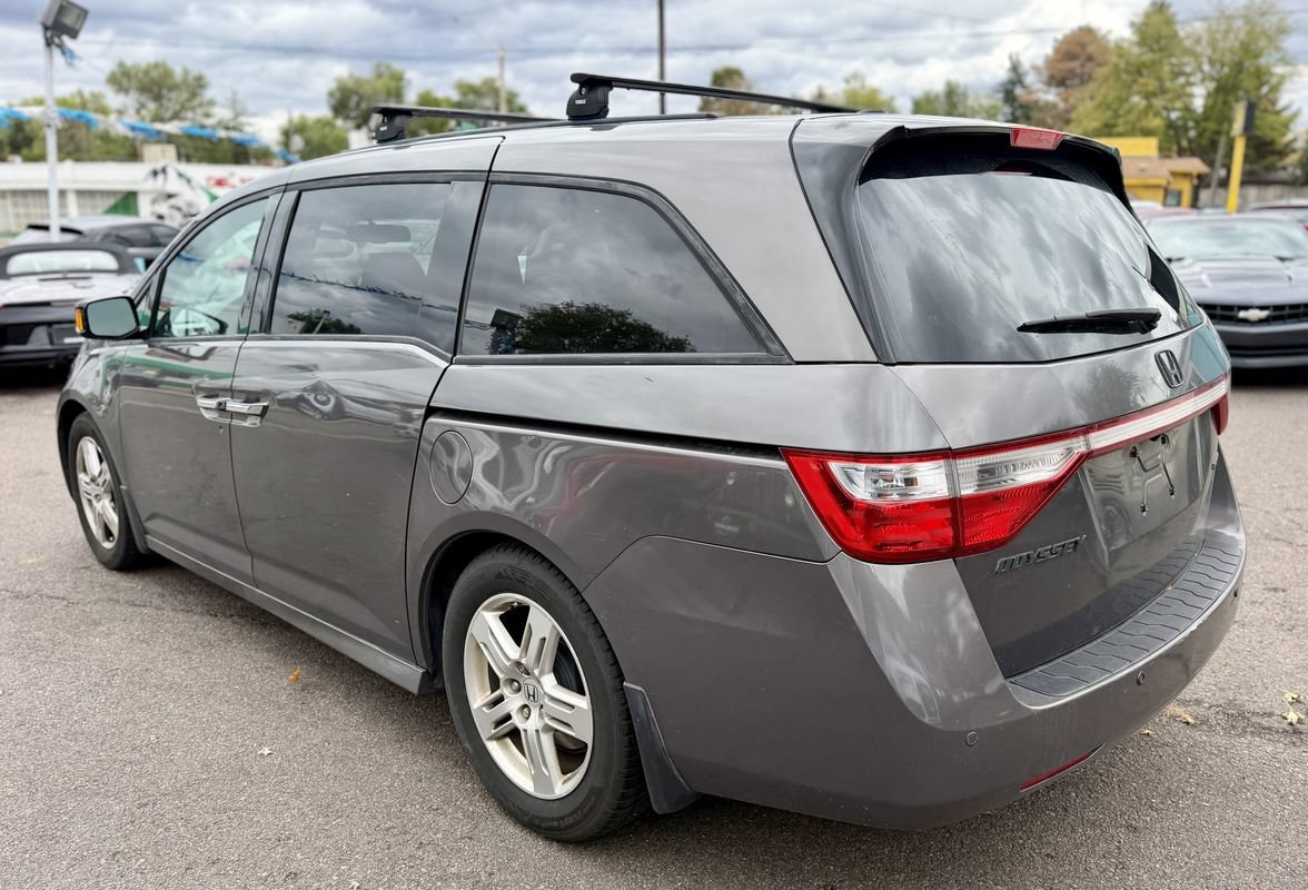 Used 2012 Honda Odyssey Touring Elite image 3