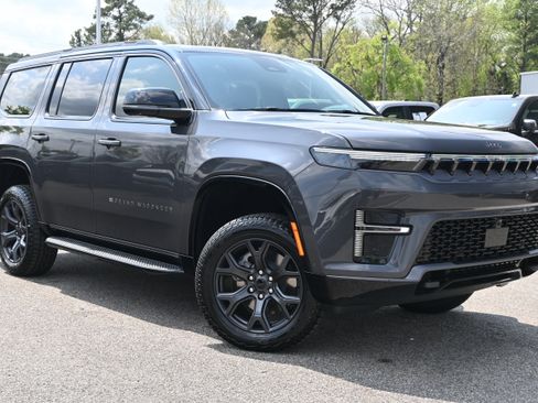 New 2026 Jeep Grand Wagoneer 4WD image 2