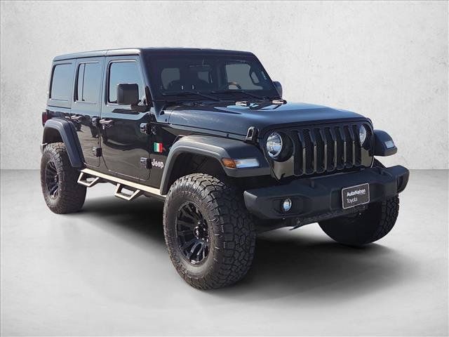 Used 2018 Jeep Wrangler Unlimited Sport AWD/4WD image 3