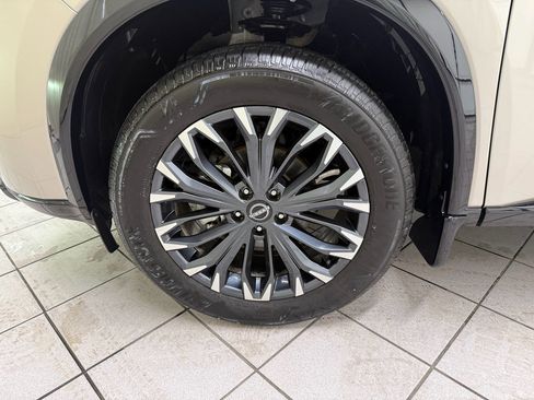 Used 2026 Nissan Rogue Platinum w/ Platinum Premium Package AWD/4WD image 13
