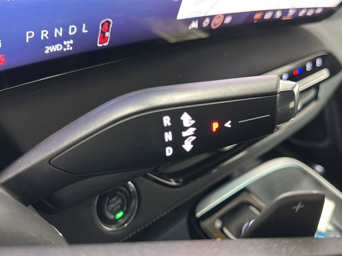 Used 2026 Buick Enclave Preferred AWD/4WD image 16
