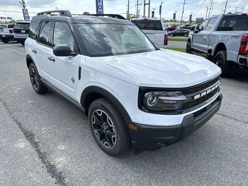New 2026 Ford Bronco Sport Outer Banks AWD/4WD image 3