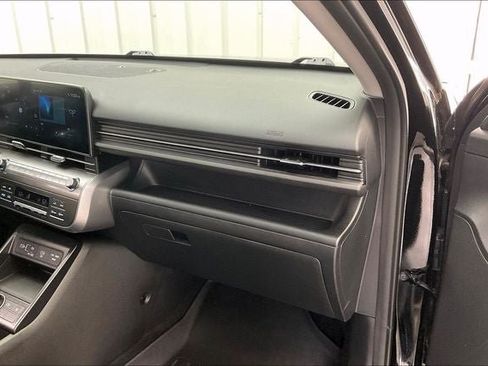 Certified 2024 Hyundai Kona SEL FWD image 17