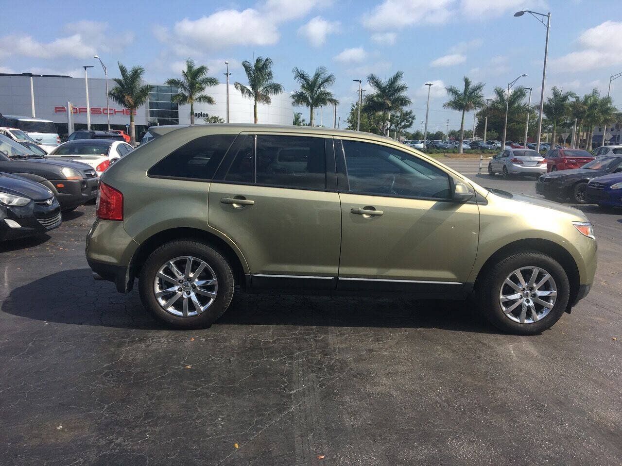 Used 2012 Ford Edge SEL FWD image 3