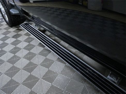 Used 2021 GMC Sierra 3500 Denali w/ Denali Ultimate Package image 10