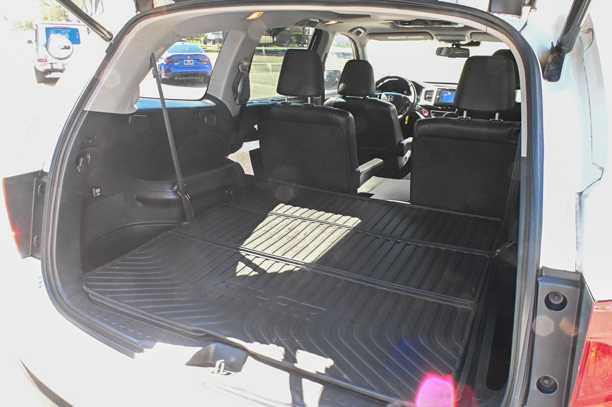 Used 2016 Honda Pilot Elite image 10