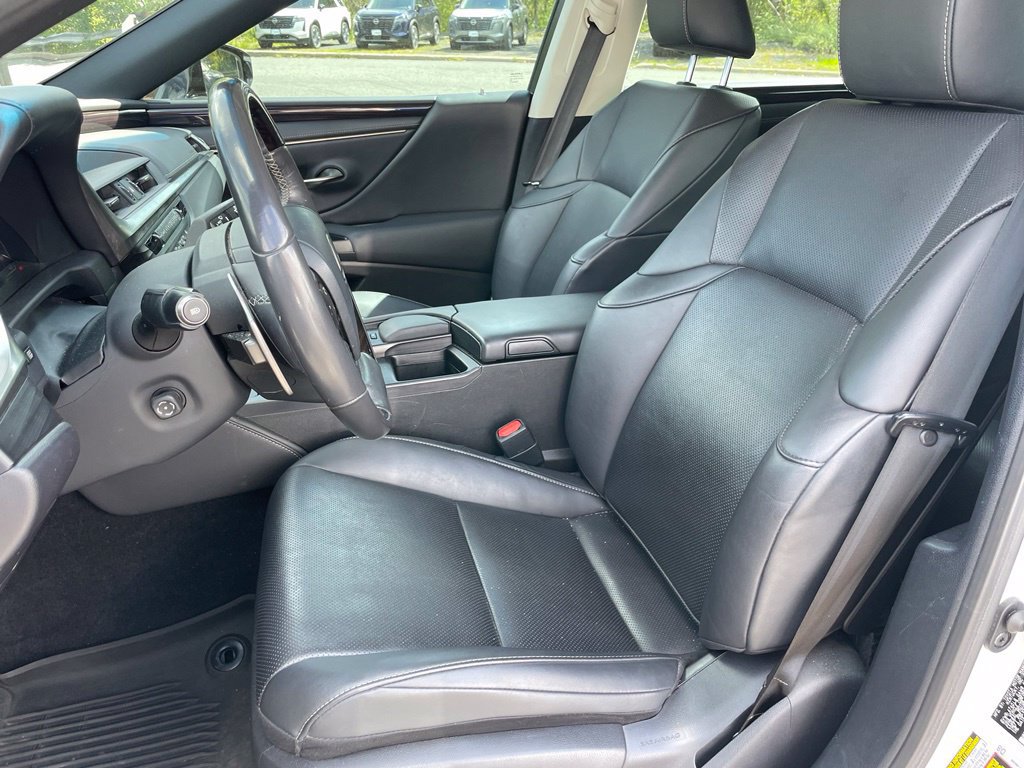 Used 2020 Lexus ES 350 w/ Premium Package FWD image 6