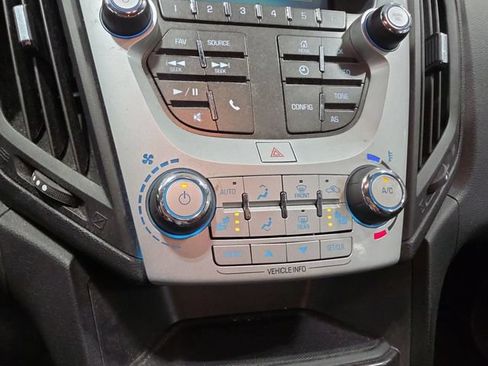 Used 2016 Chevrolet Equinox LT w/ Convenience Package AWD/4WD image 9