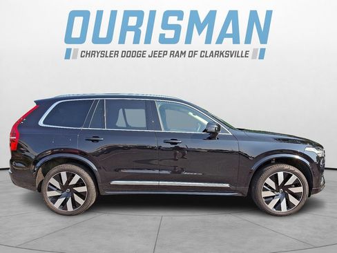 Used 2024 Volvo XC90 T8 Plus w/ Protection Package Premier AWD/4WD image 7