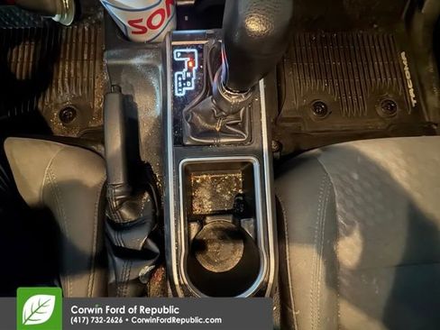 Used 2020 Toyota Tacoma SR5 w/ Technology Package image 16