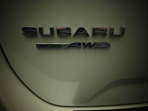 Used 2023 Subaru Forester Premium AWD/4WD image 27