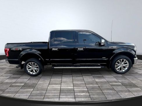 Used 2017 Ford F150 Lariat w/ Equipment Group 501A Mid AWD/4WD image 8