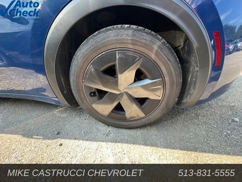 Used 2024 Toyota Prius LE FWD image 5