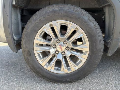 Used 2023 GMC Sierra 1500 Denali w/ Denali Carbonpro Edition image 33
