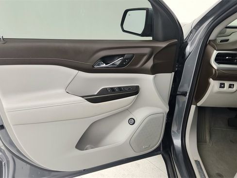 Used 2022 GMC Acadia SLT image 26