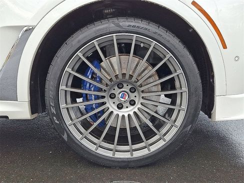 Used 2024 BMW ALPINA XB7 image 8