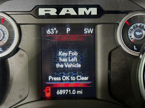 Used 2019 RAM 1500 Big Horn image 15