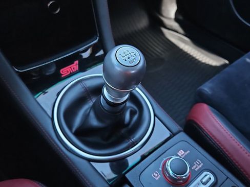 Used 2019 Subaru WRX STI AWD/4WD image 12