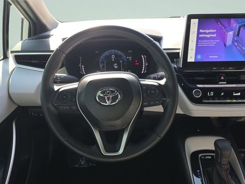 Used 2025 Toyota Corolla FX w/ Convenience Package FWD image 12