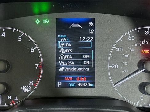 Used 2024 Toyota Corolla LE image 18