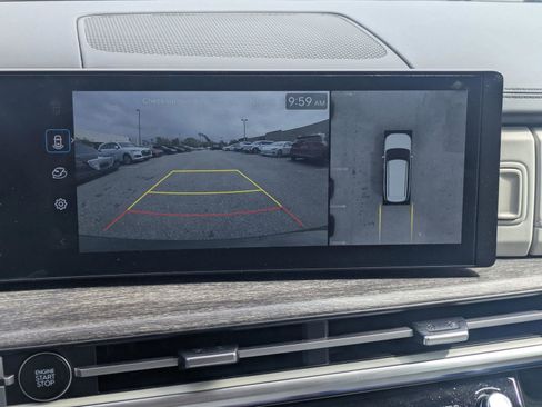 Used 2024 Hyundai Santa Fe Limited image 25