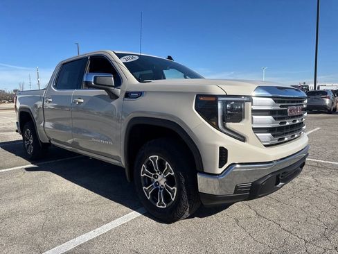 New 2026 GMC Sierra 1500 SLE w/ Preferred Package image 9