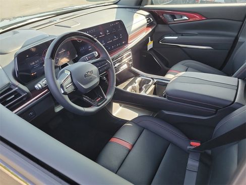 New 2026 Chevrolet Traverse RS image 3