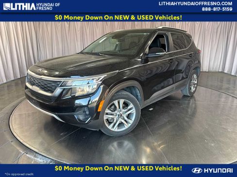 Used 2021 Kia Seltos S AWD/4WD image 1