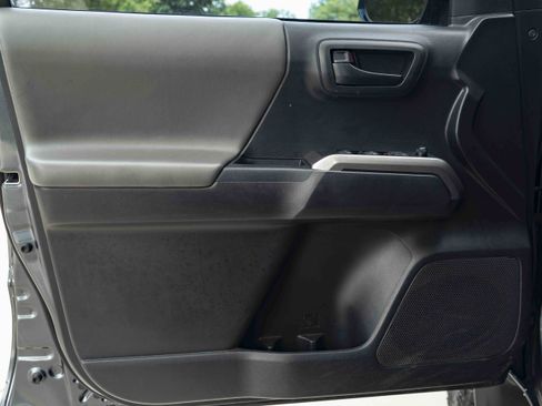 Used 2023 Toyota Tacoma SR5 RWD image 35