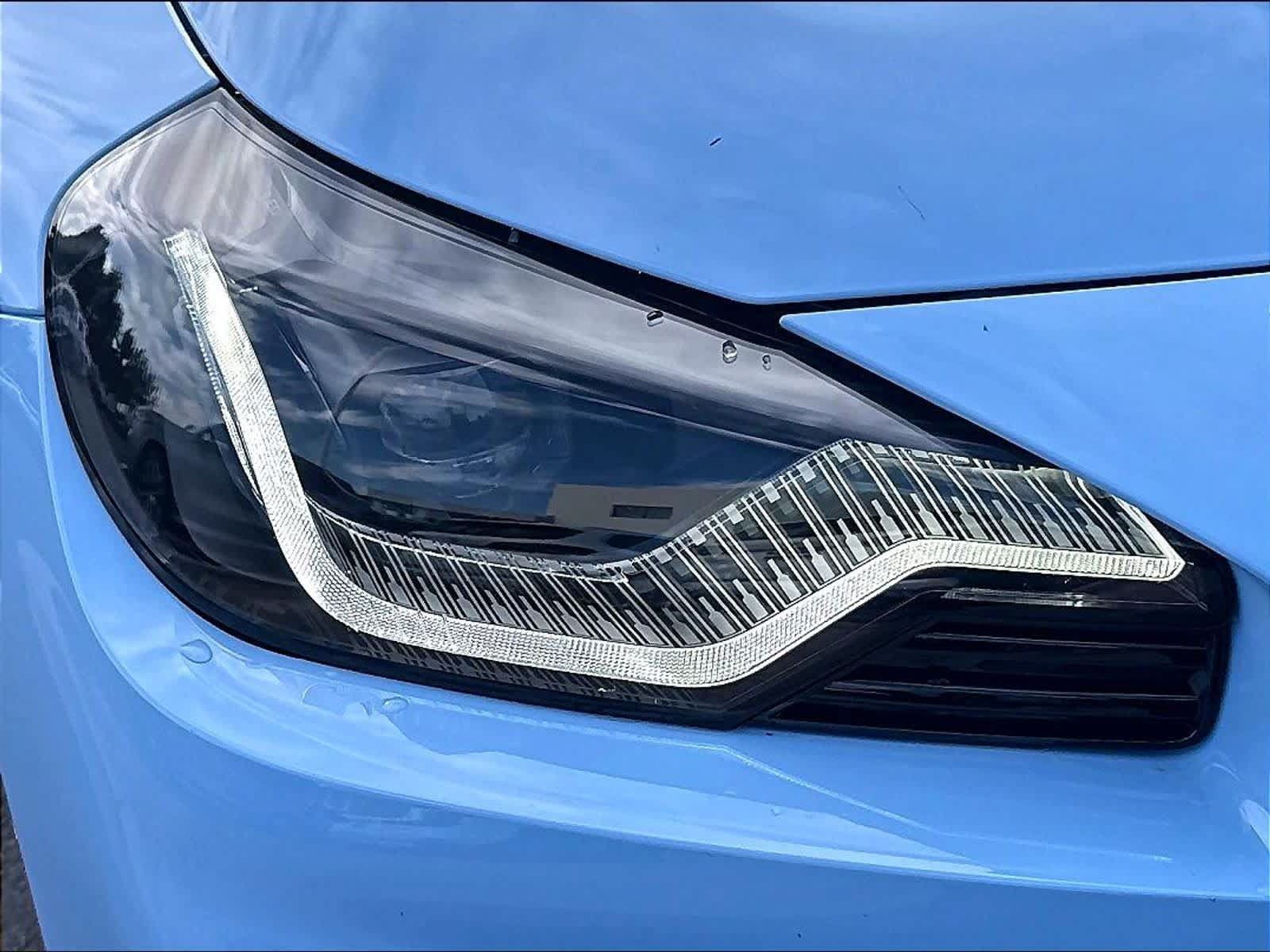 Used 2026 BMW M2 w/ Lighting Package RWD image 31