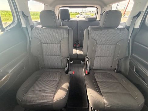 Used 2023 GMC Acadia SLE w/ Driver Convenience Package AWD/4WD image 23