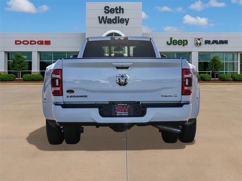 Used 2022 RAM 3500 Laramie image 6