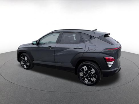 Used 2025 Hyundai Kona SEL image 10