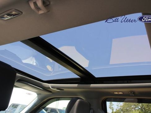 Certified 2025 Ford F350 Lariat w/ Lariat Ultimate Package image 18