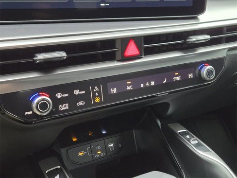 New 2026 Kia Sorento S image 14