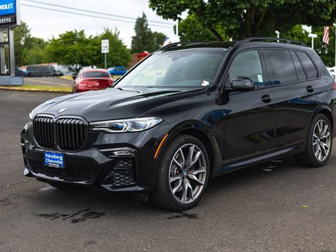 Used 2021 BMW X7 M50i w/ Executive Package AWD/4WD image 7