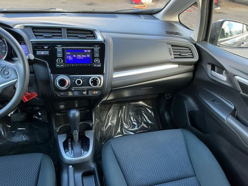 Used 2018 Honda Fit LX image 17