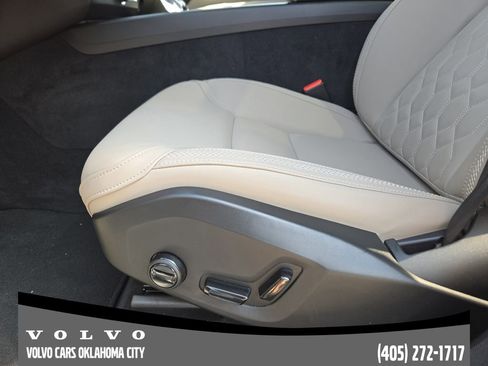 Used 2026 Volvo XC60 B5 Plus w/ Protection Package Premier AWD/4WD image 18