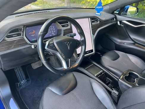 Used 2015 Tesla Model S 85D image 31