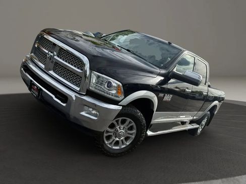 Used 2014 RAM 3500 Laramie AWD/4WD image 57