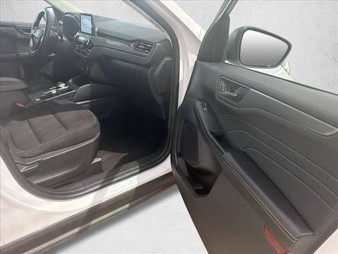 Used 2025 Ford Escape Active FWD image 24