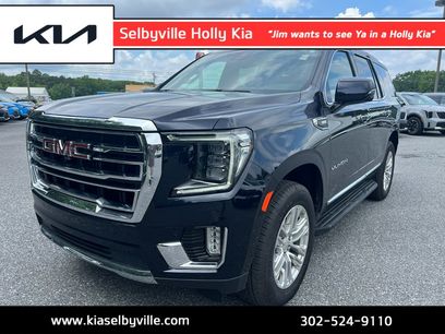 Used 2024 GMC Yukon SLT w/ SLT Luxury Package
