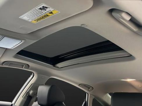 Used 2021 Honda Accord Touring image 12